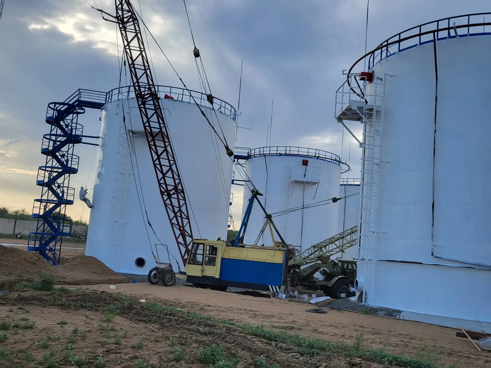 РВС-1000м3 х 1 шт. Наружная часть 